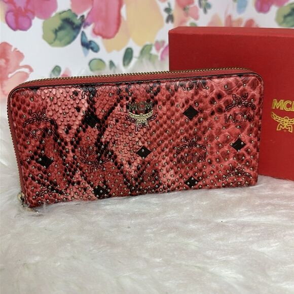 💯Authentic MCM Armour Visetos Monogram Studded Python🍀 - Picture 7 of 14